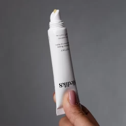 Medik8 Mutiny 9 Medik8 Mutiny -Care Products Store Medik8MutinyLipBalm